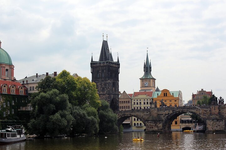 PRIVATE RIVER CRUISE with unlimited drinks - Photo 1 of 6